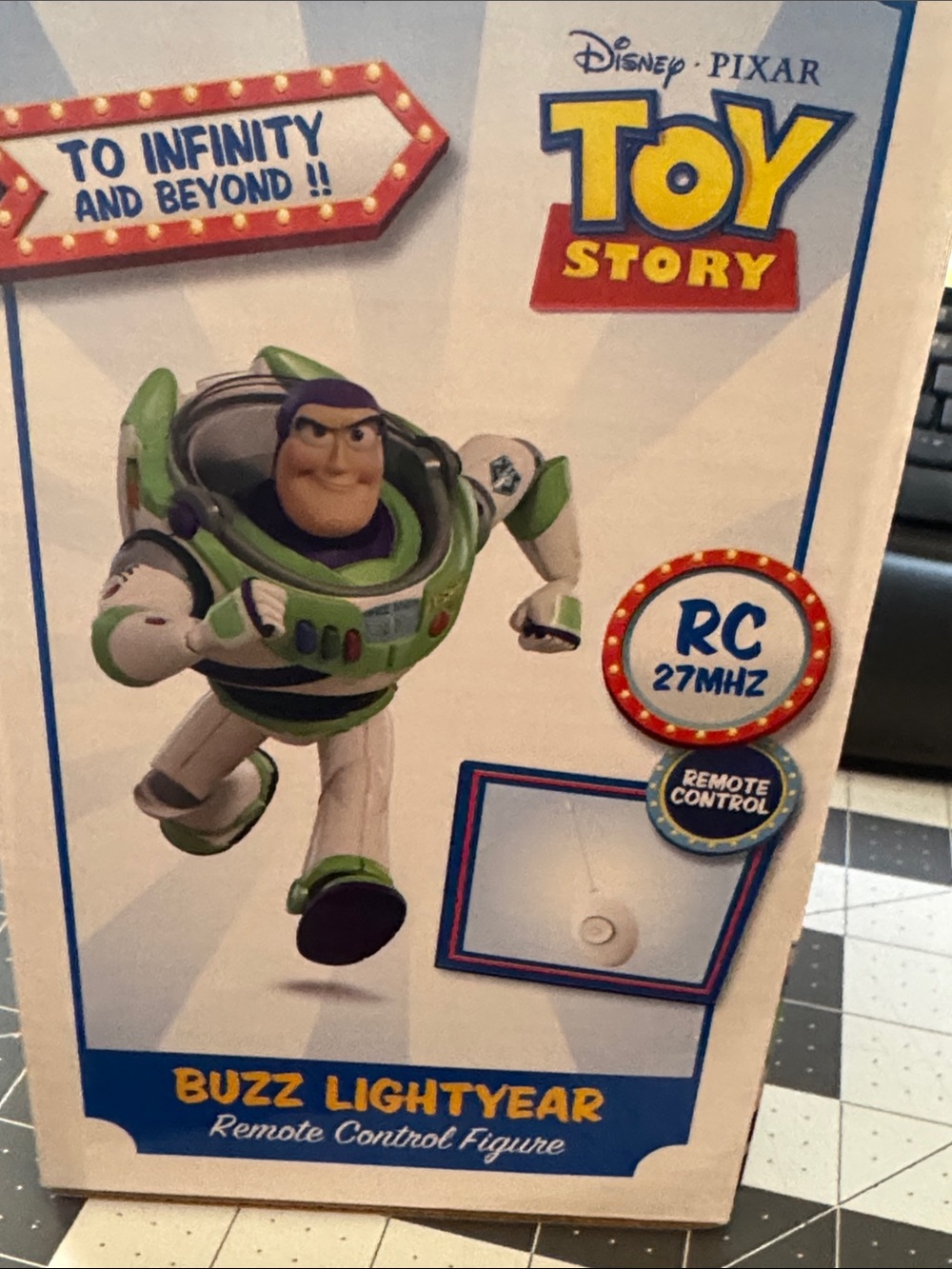 Disney Toy Story Buzz Lightyear RC Figure - White, Green & Purple - Picture 5 of 5